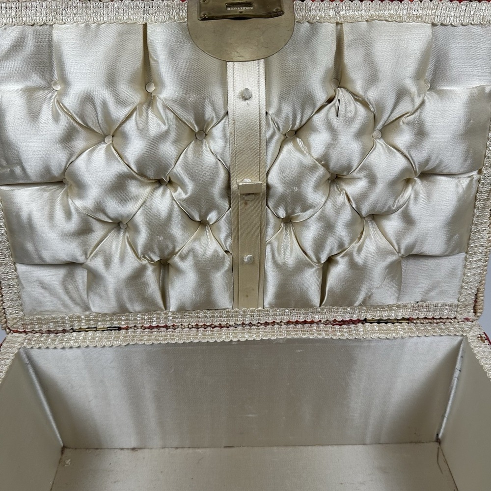 Vtg Japan Woven Wicker Sewing Basket Box Chenille Floral Lid Brass Latch - Picture 9 of 16